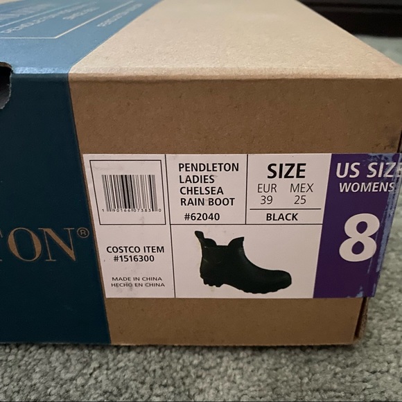 Pendleton Chelsea Ladies' Lined Faux Fur Black Rainboot. Size 8 - Picture 8 of 9